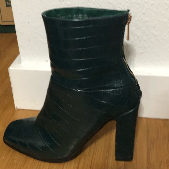 Green heeled booties - Picture 2 of 5